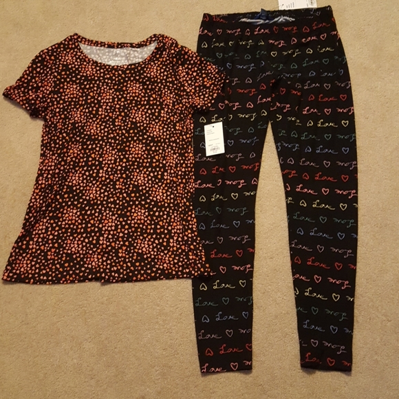 NWT Womens Apt. 9 heart shirt & leggings sz. S - Picture 1 of 8
